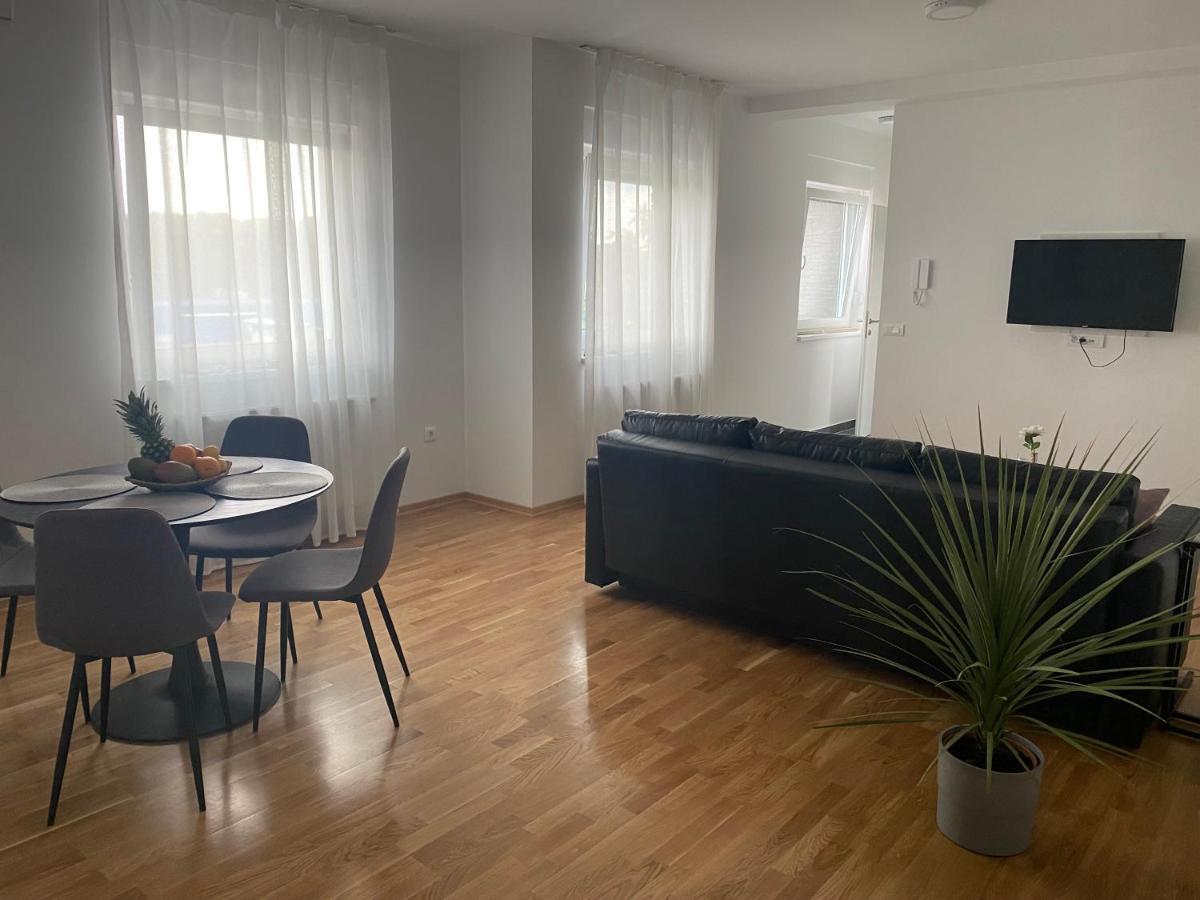 바라즈딘 Penthouse West S 아파트 외부 사진